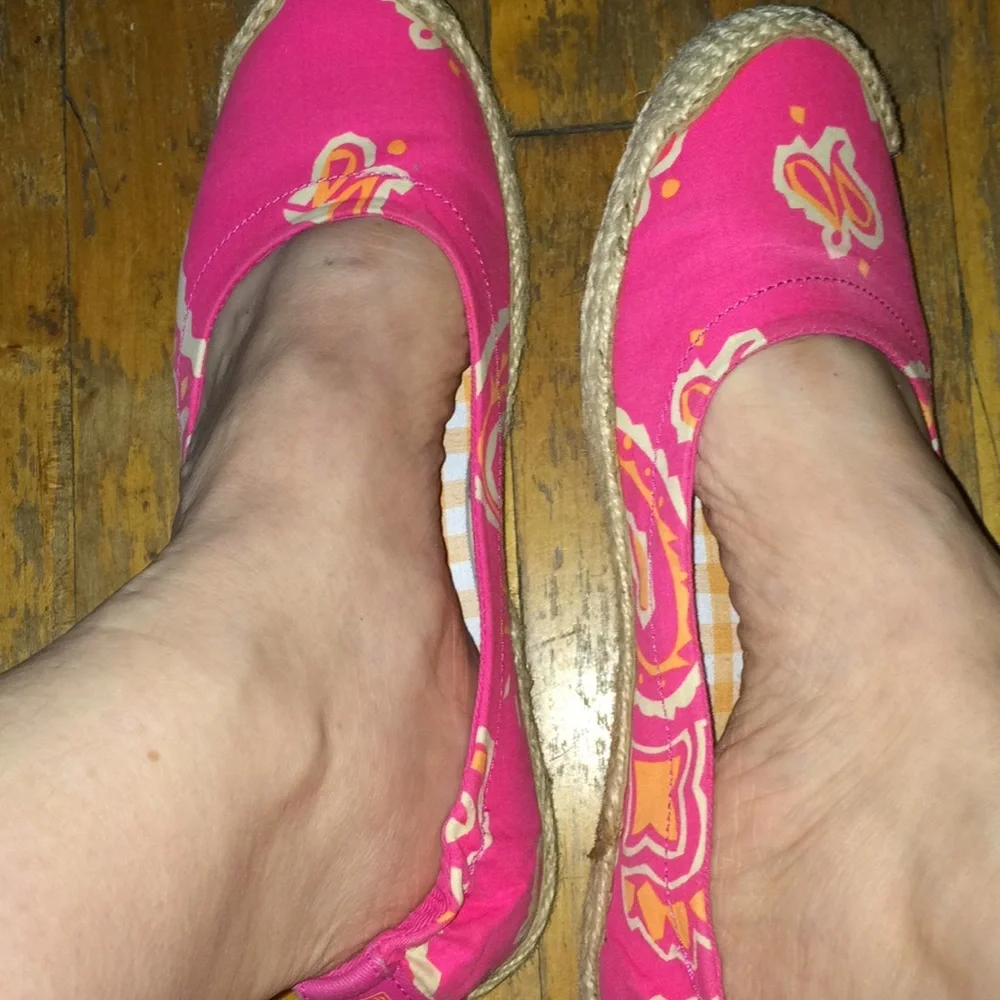 Sperry size 6.5 pink orange and beige espadrilles